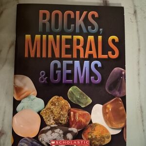 Scholastic Vibrant Rocks, Minerals & Gems Guide
